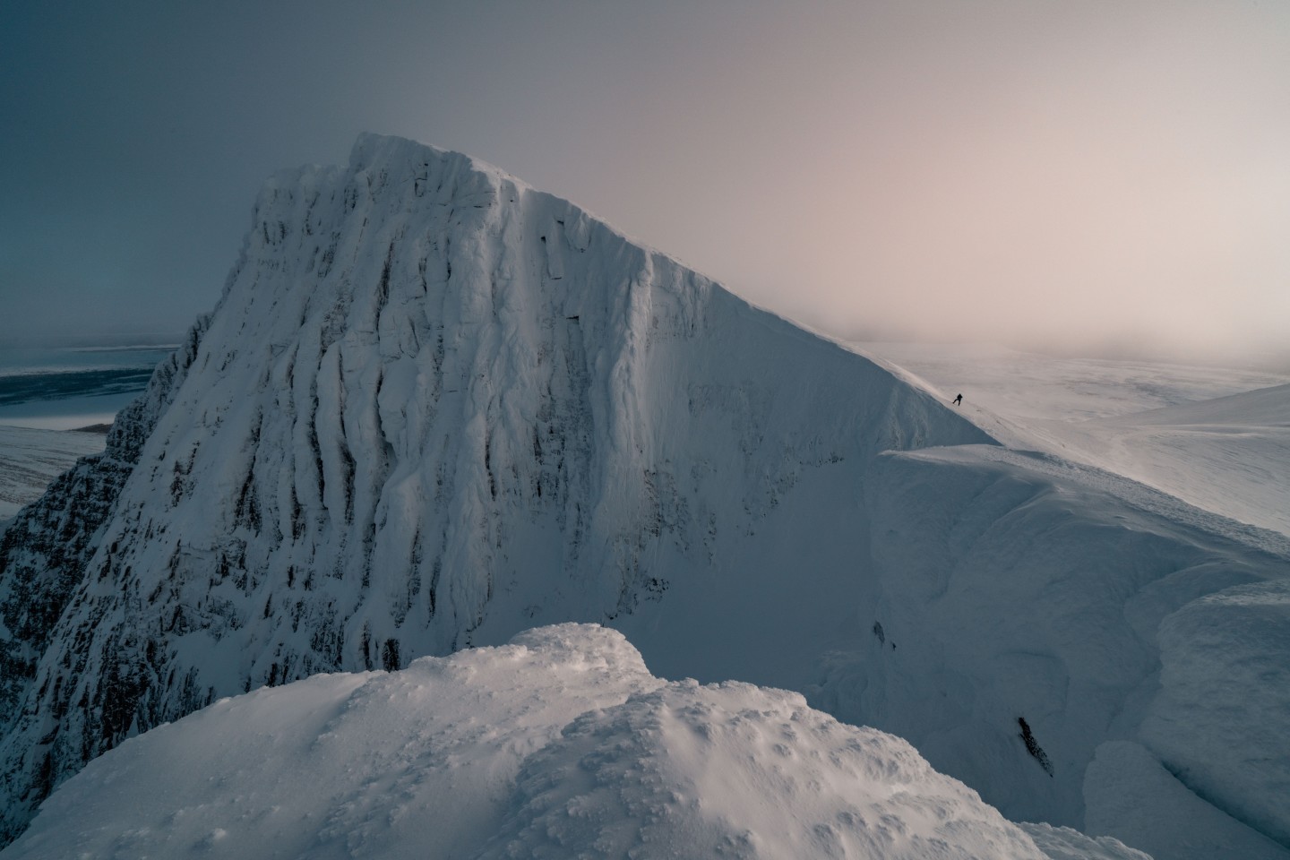 «Человечек на гребне горы», Норвегия. Фото: uglefisk