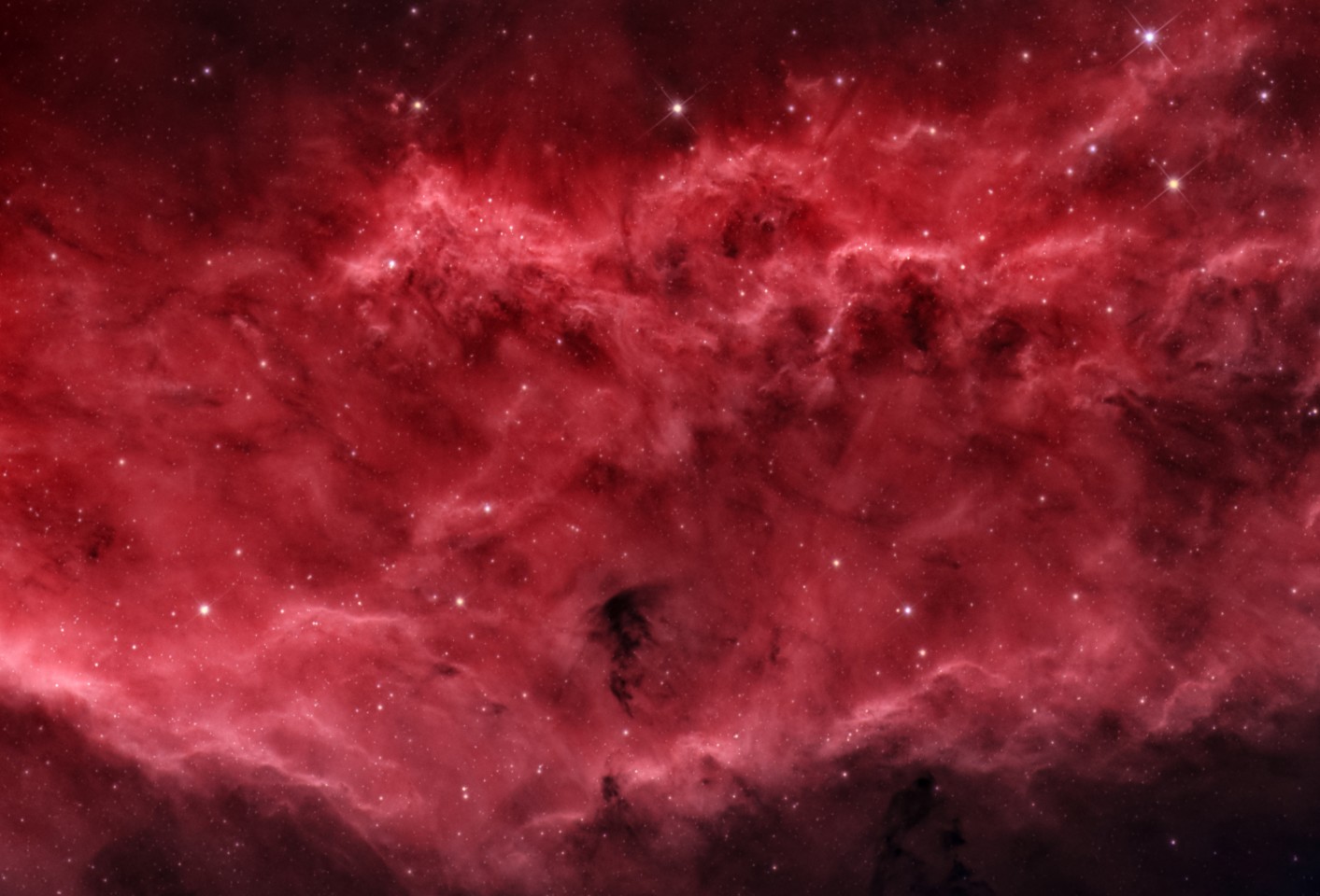 "Волны". На изображении показана центральная область туманности Калифорния (NGC 1499). Фото: Bence Toth