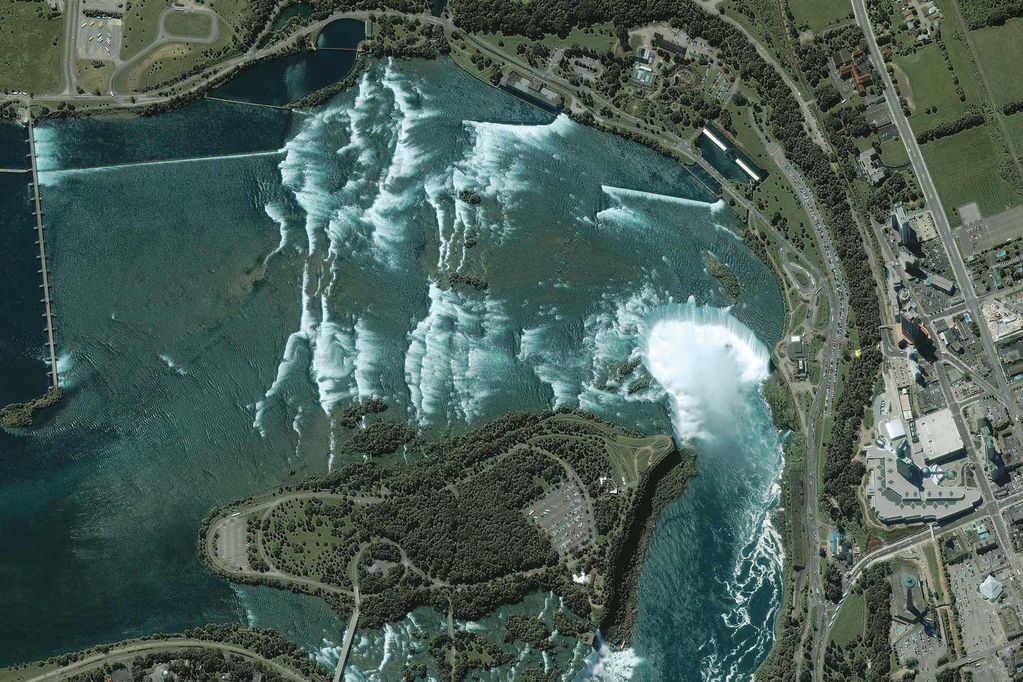 Ниагарский водопад. Фото: NASA