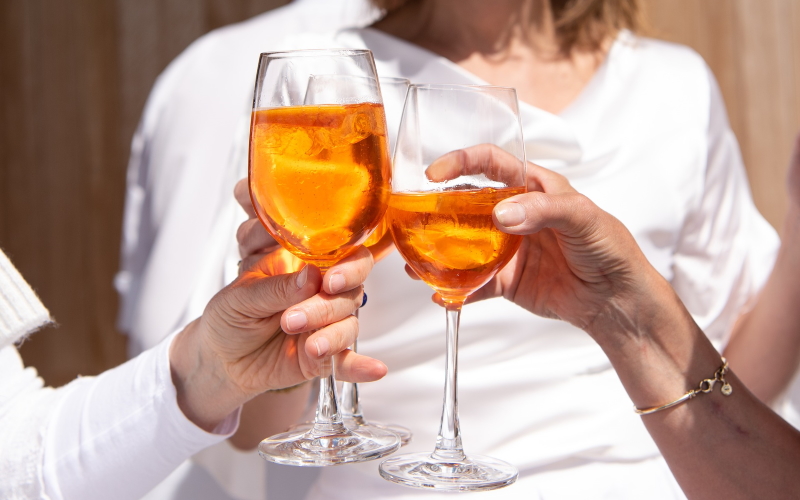Генетическое исследование предлагает убедительные доказательства того, что употребление алкоголя является непосредственной причиной рака.