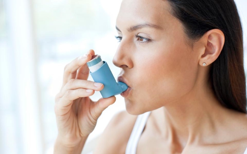 Фактическая «назальная чистка» занимает всего несколько секунд, чтобы выполнить тест на астму.
