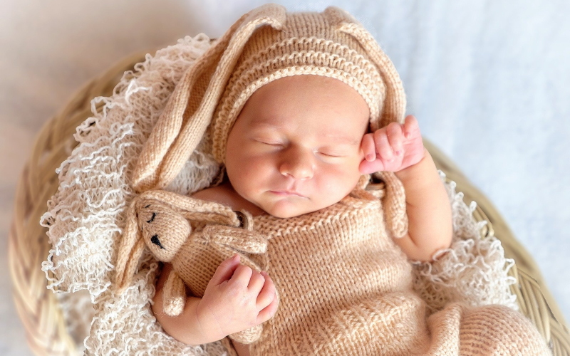 Новое исследование изучило взаимосвязь между сном и набором веса у младенцев.