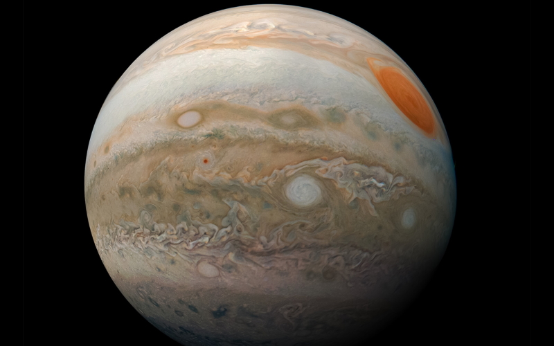 Ученые воссоздали гелиевый дождь, который может выпадать в атмосферах газовых гигантов, таких как Юпитер.