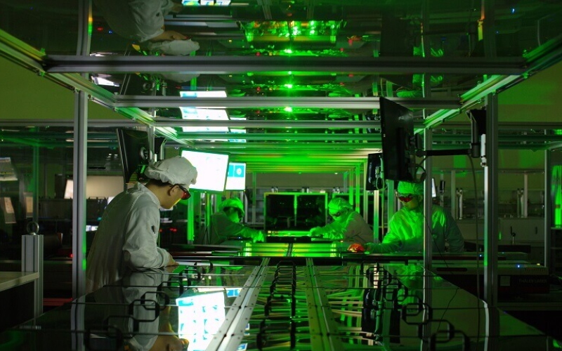 Лазеры высокой интенсивности имеют решающее значение для исследования квантовой электродинамики сильного поля.