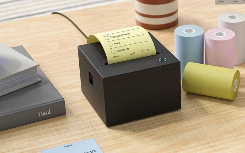 Принтер предназначен для работы с большинством устройств Echo, хотя он несовместим с устройствами Echo, Echo Dot или Echo Plus 1-го поколения, а также с Amazon Tap.