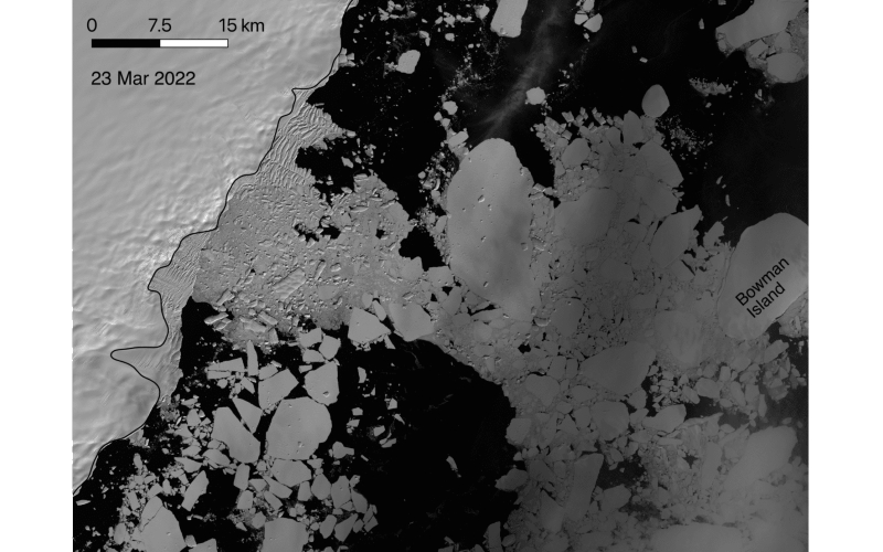 Спутниковые снимки от 23 марта показывают распад шельфового ледника Конгера.
