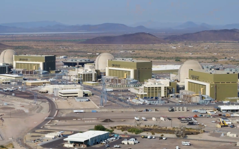 На атомной электростанция Пало-Верде будет произведена модернизация на 20 миллионов долларов США для производства и хранения водорода и его обратного преобразования в электричество для резервного питания сети.